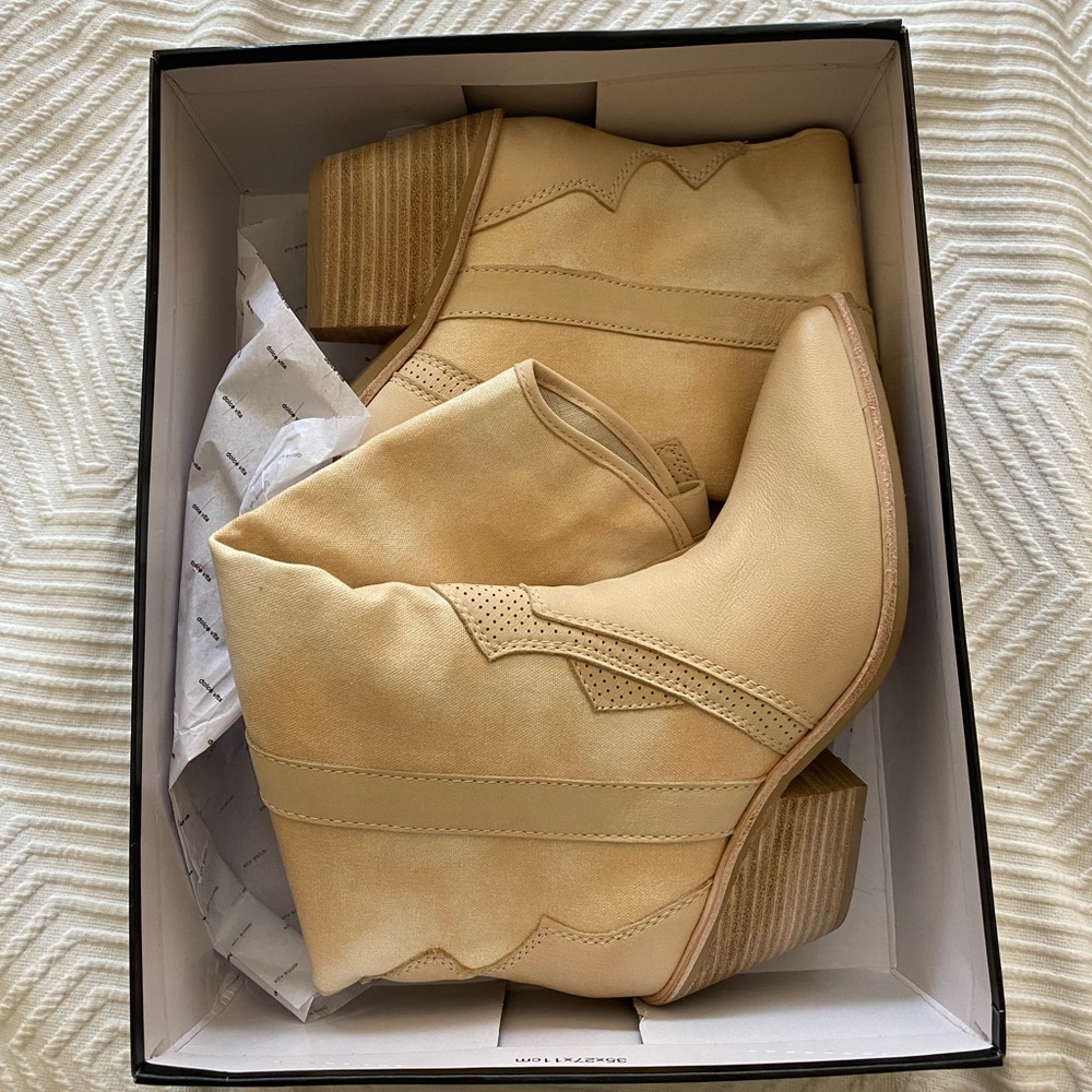 Dolce Vita Navene Boots